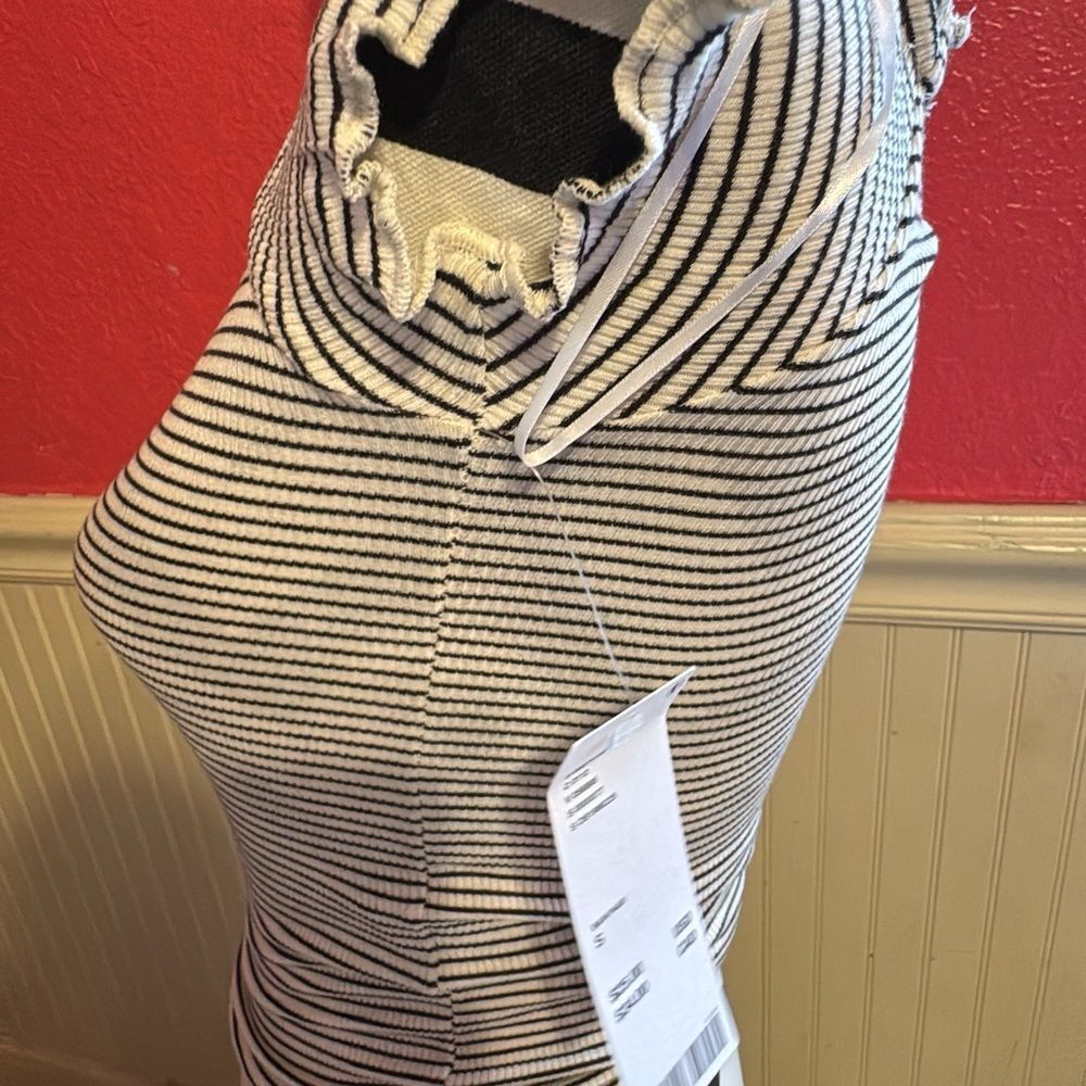 Urban outfitters BGD Michelle striped off the shoulder top size small - Picture 4 of 8